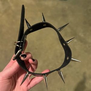 goth spiked choker